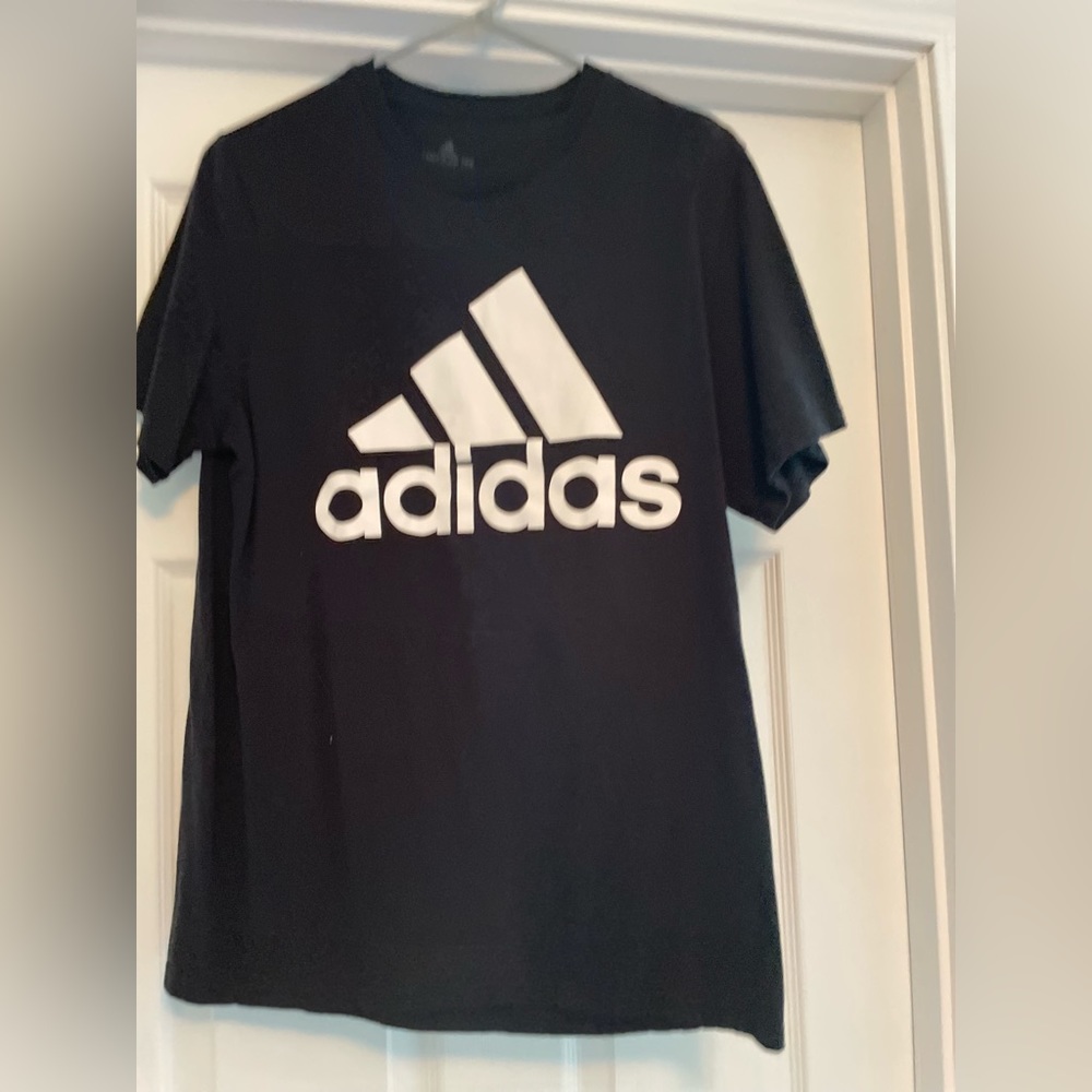 Adidas T